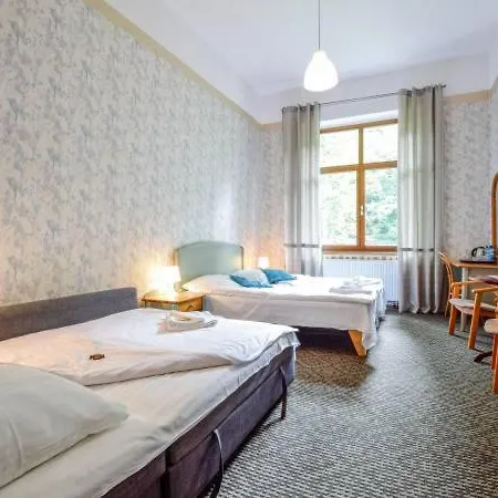 Muza Oda ve Kahvaltı 4*