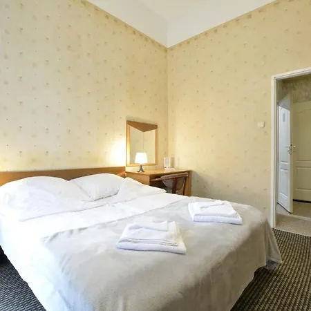 Muza Bed & Breakfast 3*