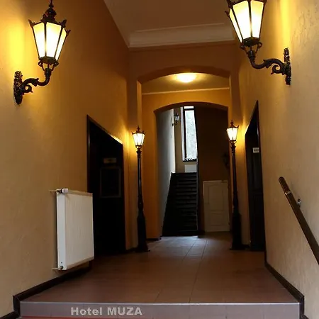 Muza 4*
